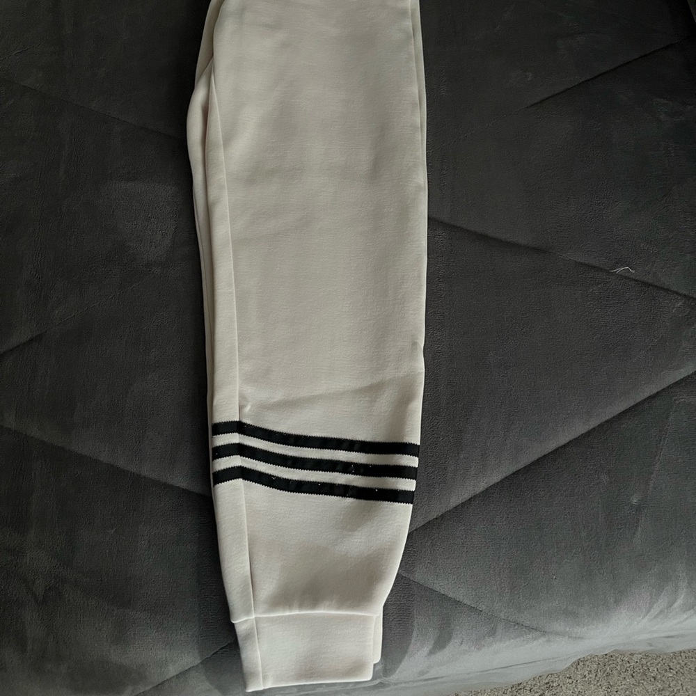 Adidas women XS sweat pants